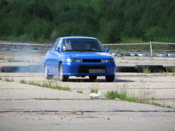 Фотоотчет гонки в Архангельске | Спортсмены проверяли возможности своих авто.