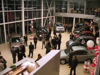 Открытие официального дилерского центра Nissan в Вологде - АЦ "Мартен" | Официальный дилерский центр Nissan в Вологде - автоцентр Мартен
