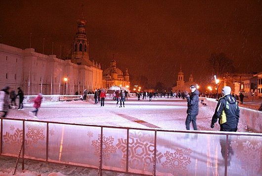 Каток на Кремлевской площади | О, спорт - ты жизнь!