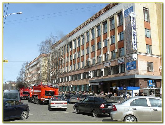 20-го апреля. пожар на ул. Козленской / 30- го июня. пожар на ул. Лаврова | около 11 30 произошло возгорание