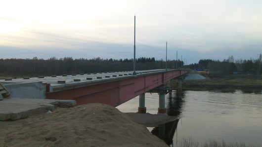Мосты, переправы и путероводы в Вологодской области | ...общий вид на левый берег, ниже моста 