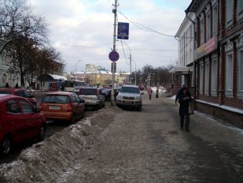 Шедевры парковки | улица Марии Ульяновой, еще один - постоянный клиент