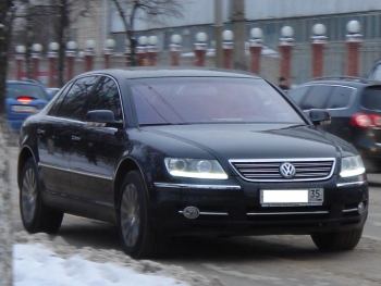 Вологодские "деликатесы" (фото редких и интересных автомобилей) | Фольксваген Фаэтон (всего2 в городе)