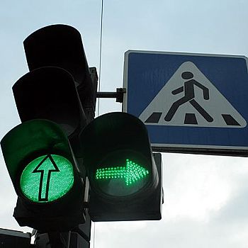 Светофоры, знаки, разметка, дороги (2010) | стрелки контурные.