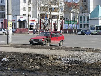 Шедевры парковки | Долго думал, в какую тему отправить, решил сюда Перекрёсток Петина-Ленинградская