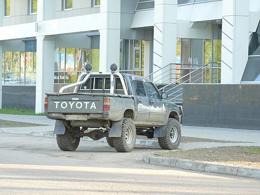 Вологодские "деликатесы" (фото редких и интересных автомобилей) | вездеход с карельскими номерами