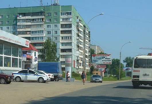 Любимые места дислокации сотрудников ДПС на улицах города Вологда | ул.Гагарина, рядом с Бумером.