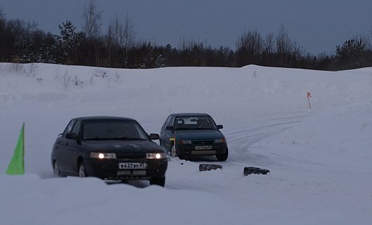 Перерыв между заездами. Чистка трассы Санниково | Сиземский Георгий (ВАЗ-2110, г.Вологда) и Фролов Алексей (Опель Астра, г.Ярославль)