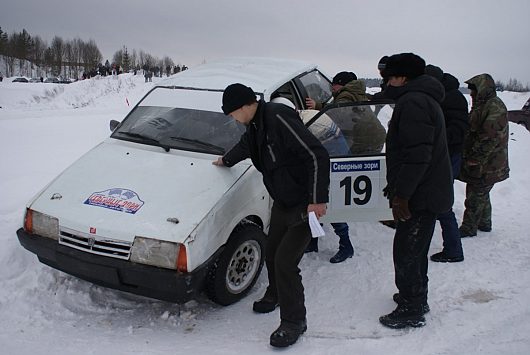 Перерыв между заездами. Чистка трассы Санниково | ...