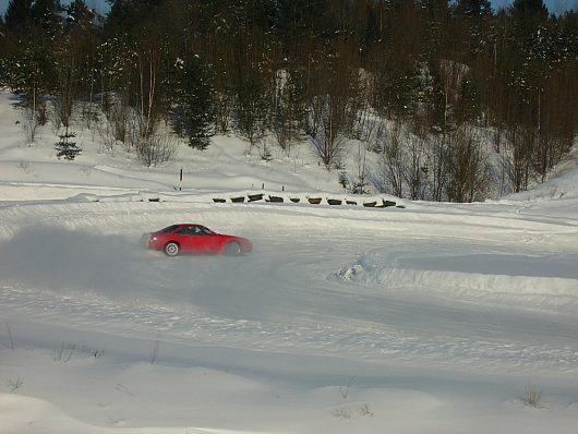 FIN - Nissan s14a Kouki - Red | всё равно на работе был взят выходной и дома сидеть не хотелось