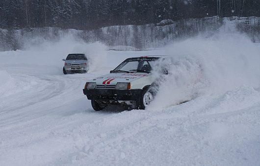 Перерыв между заездами. Чистка трассы Санниково | ...