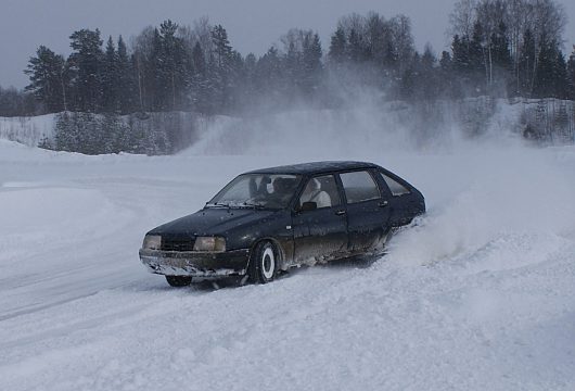 Перерыв между заездами. Чистка трассы Санниково | ...