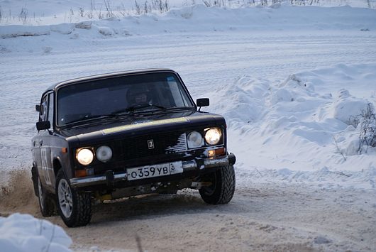 Фото наших автомобилей | Вот тоже монопривод, тем более задний...и горочка покруче wink 