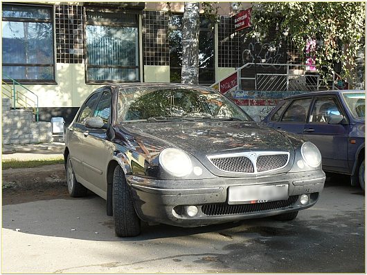 Вологодские "деликатесы" (фото редких и интересных автомобилей) | вот, позволю себе добавить вроде бы раньше не выкладывали... редкий для Вологды авто - Lancia Lybra