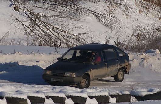 Перерыв между заездами. Чистка трассы Санниково | Ежик