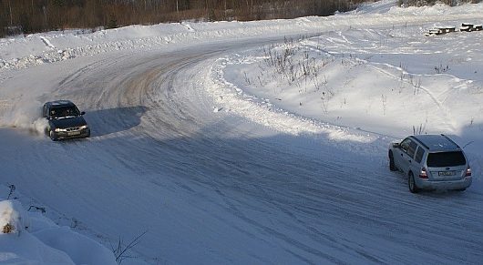 Перерыв между заездами. Чистка трассы Санниково | Вот похожая ситуёвина