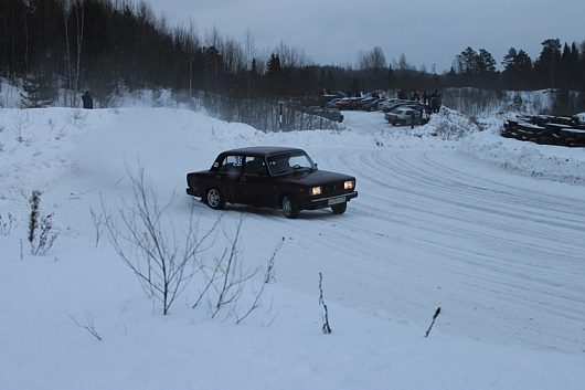 Перерыв между заездами. Чистка трассы Санниково | [Жицкий второе место ] 