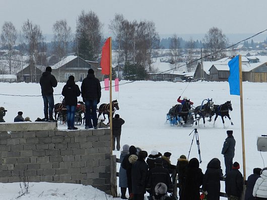 Автогонки на Празднике Коня. д.Еройфека Вологодского района 25 февраля 2012г | Финиш