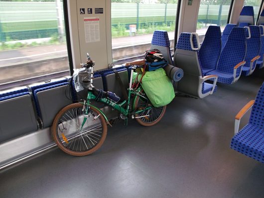 ОПРОС: Велосипедный шлем | Персональные места для великов в немецких поездах.
