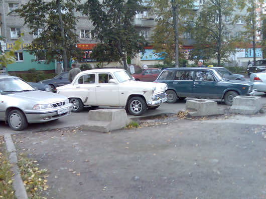 просто ретро-автомобили (фотографии, сделанные на вологодчине) | 5 в Череповеце