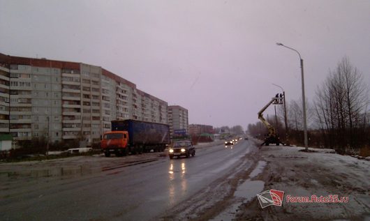 Уличное освещение | На Окружном установлен первый фонарь 