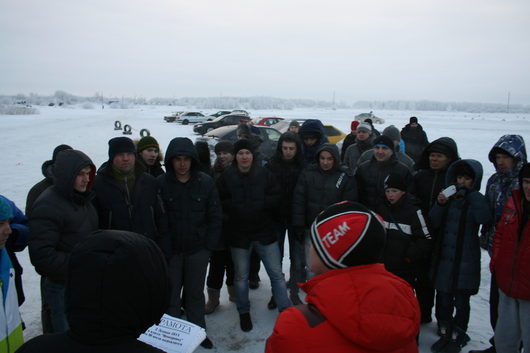 Ярославль_Ледовая Дуэль_ 12.01.2013г | Очень быстро после заездов всех собрали