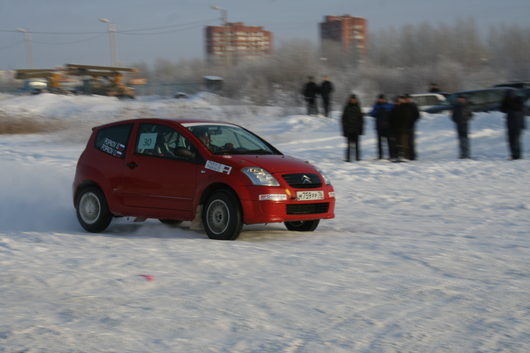 Ярославль_Ледовая Дуэль_ 12.01.2013г | в классе СПОРТ победил Ситроен