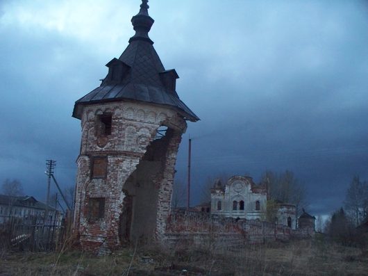 Ломать - не строить .. (храмы и церкви Вологодской области) | Мастерские и сейчас есть , только подход другой .