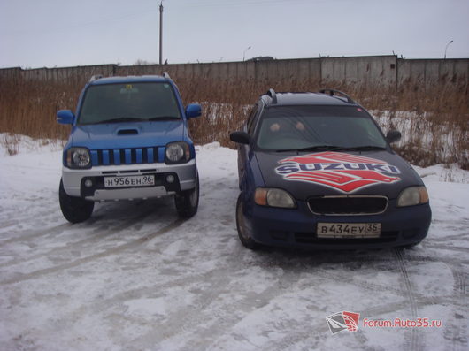 Фото наших автомобилей | две сузуки под окном стояли непоздно и не вечерком=/