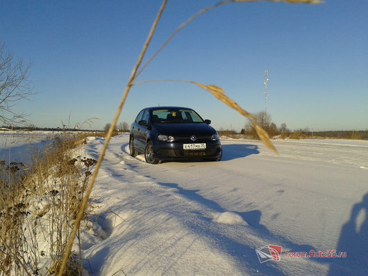 Фото наших автомобилей | И ещё з.ы Тут и меня немного в углу есть )