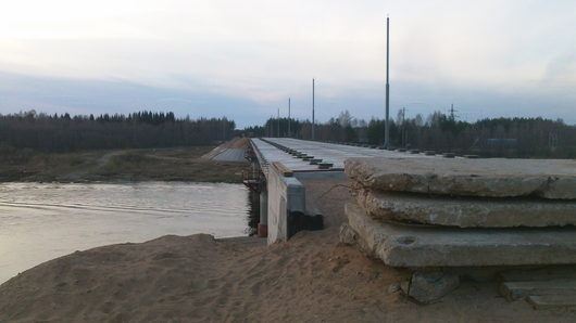 Мосты, переправы и путероводы в Вологодской области | ...общий вид на левый берег, выше моста 