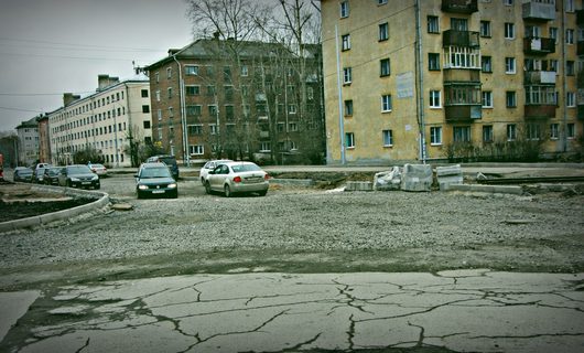 Дорога на ул. Карла Маркса - Фрязиновская | ул Фрязиновская 18 апреля 2015 года, водители во всю пользуются новым путём движения в районе.