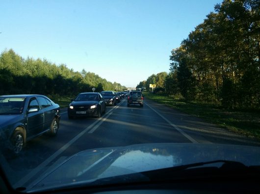 Боремся с пробками и другими дорожными проблемами | в Вконтакте вычитал что в Майском заработал светофор и сразу же началась пробка как в пятницу, фото сделано сегодня