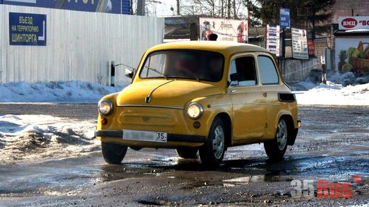 просто ретро-автомобили (фотографии, сделанные на вологодчине) | еще в марте фото сделано на ул Гагарина