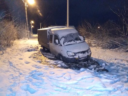 асфальт уходит из под колес | Вот второй попался за день )